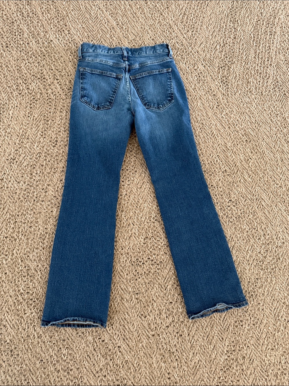 Old Navy Women's Flare Jeans in Dark Blue Wash